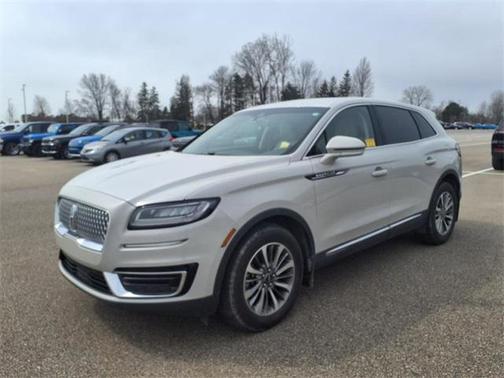 2019 Lincoln Nautilus Select