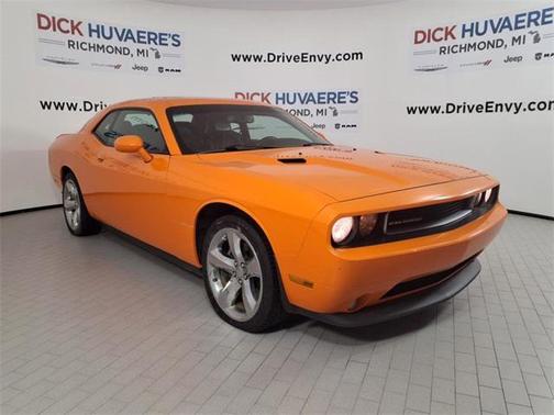 2014 Dodge Challenger SXT