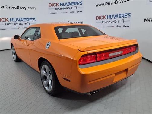 2014 Dodge Challenger SXT