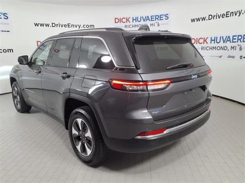 2023 Jeep Grand Cherokee 4xe Base