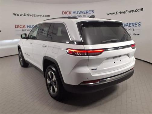 2023 Jeep Grand Cherokee 4xe Base