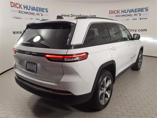 2022 Jeep Grand Cherokee 4xe Base