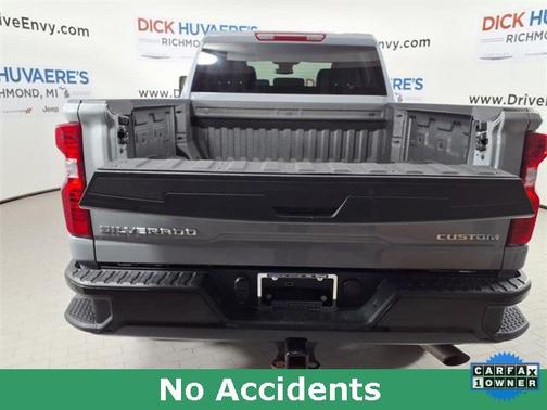 2024 Chevrolet Silverado 2500 Custom