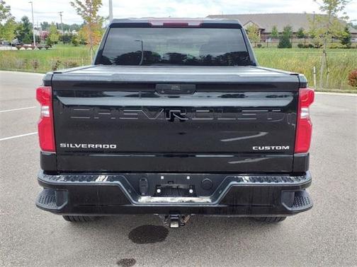 2020 Chevrolet Silverado 1500 Custom