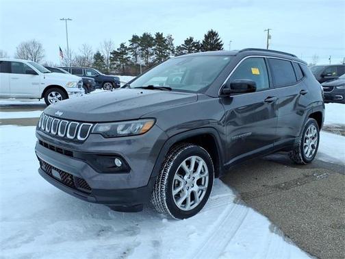2022 Jeep Compass Latitude Lux