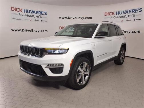 2023 Jeep Grand Cherokee 4xe Base