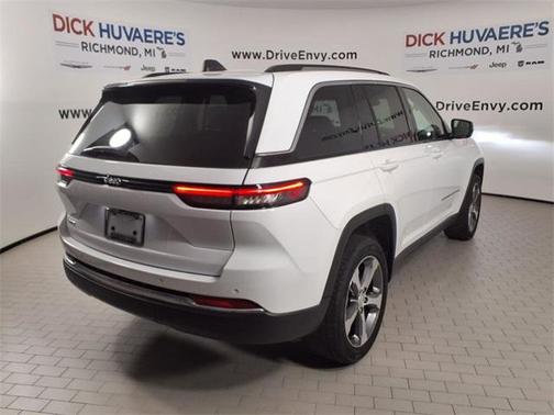 2023 Jeep Grand Cherokee 4xe Base