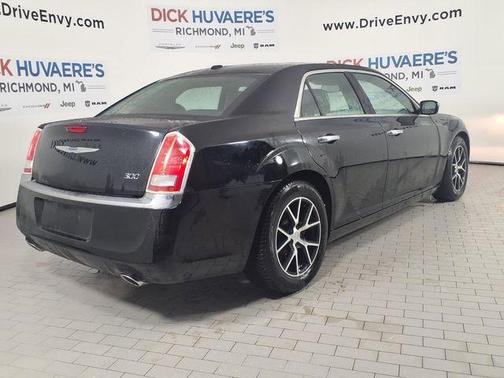 2012 Chrysler 300 Limited