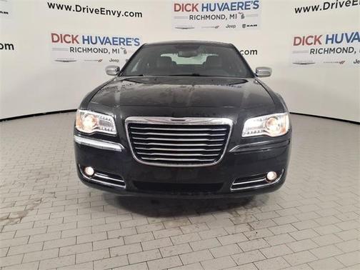 2012 Chrysler 300 Limited