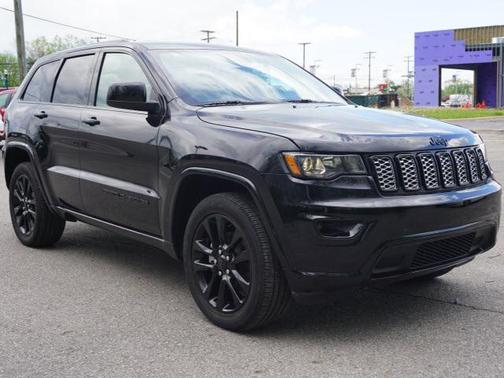 2019 Jeep Grand Cherokee Altitude