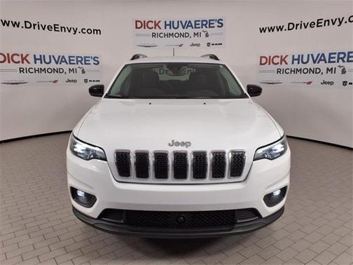 2022 Jeep Cherokee Latitude Lux