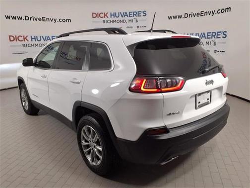 2022 Jeep Cherokee Latitude Lux
