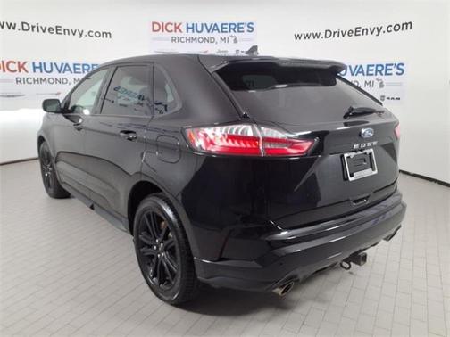 2021 Ford Edge ST Line