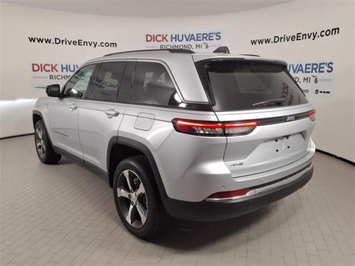2023 Jeep Grand Cherokee 4xe Base