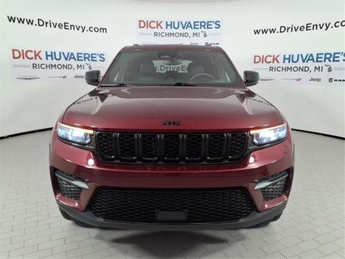 2024 Jeep Grand Cherokee Altitude