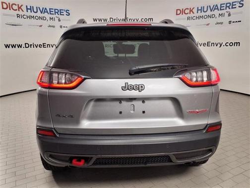 2020 Jeep Cherokee Trailhawk