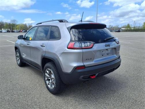 2020 Jeep Cherokee Trailhawk