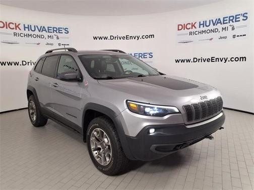 2020 Jeep Cherokee Trailhawk