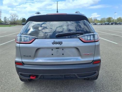 2020 Jeep Cherokee Trailhawk