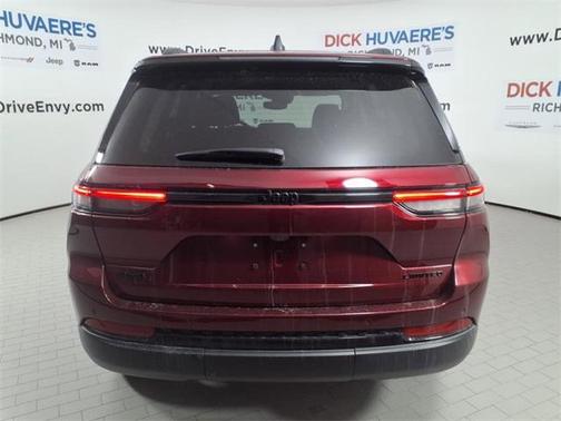 2024 Jeep Grand Cherokee Limited X