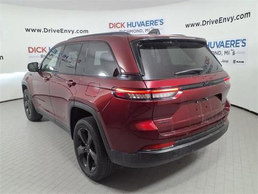 2024 Jeep Grand Cherokee Limited X