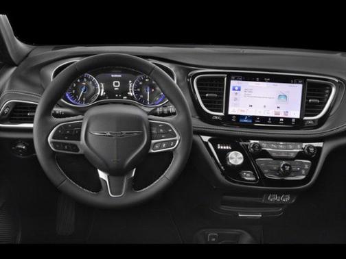 2025 Chrysler Pacifica L