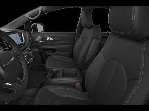 2025 Chrysler Pacifica L
