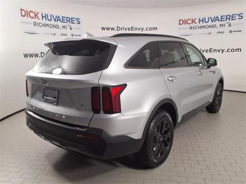 2021 Kia Sorento S