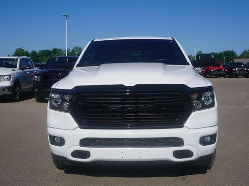 Bright White Clearcoat 2021 RAM 1500 Big Horn/Lone Star