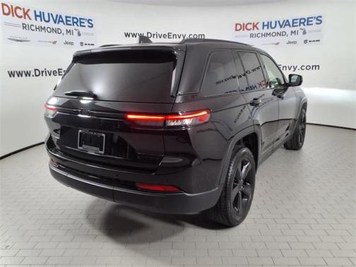 2024 Jeep Grand Cherokee Limited X