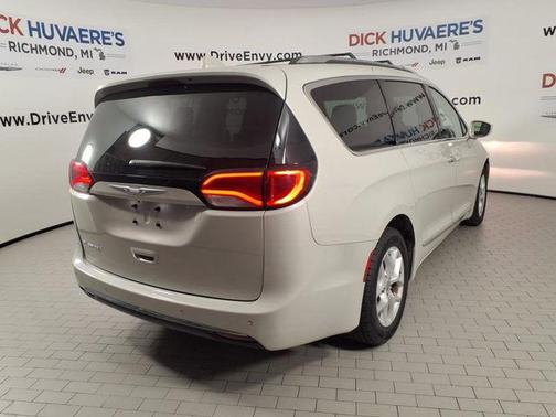 Tusk White 2017 Chrysler Pacifica Touring-L