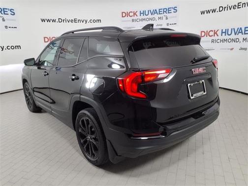 2021 GMC Terrain SLE