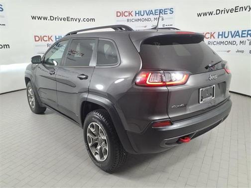 2022 Jeep Cherokee Trailhawk