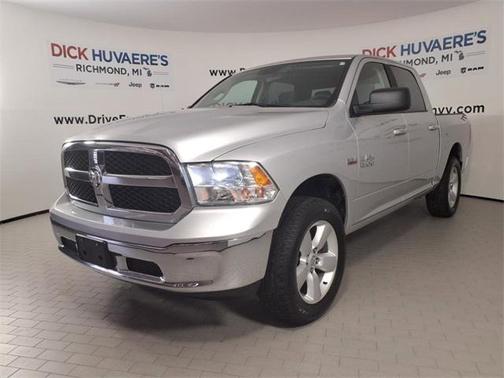 2018 RAM 1500 SLT