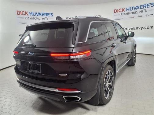 2022 Jeep Grand Cherokee 4xe Summit Reserve