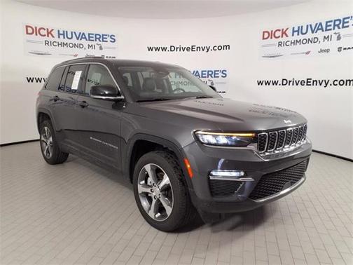 2023 Jeep Grand Cherokee Limited X