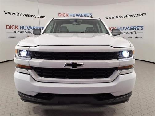 2018 Chevrolet Silverado 1500 Custom