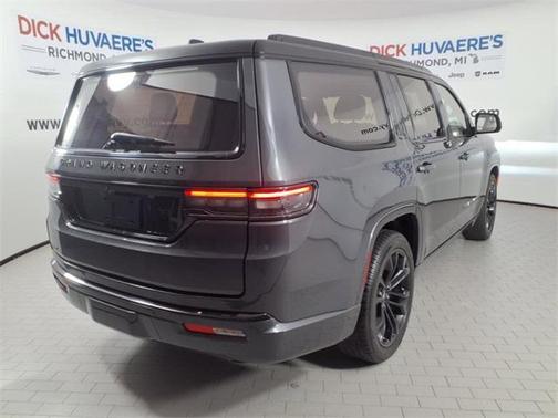 2022 Jeep Grand Wagoneer Series II Obsidian 4x4