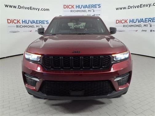 2022 Jeep Grand Cherokee Altitude