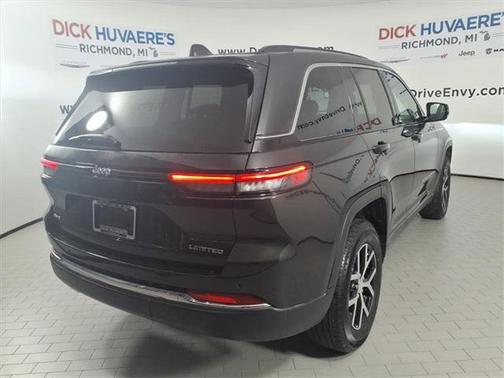 2023 Jeep Grand Cherokee Limited X