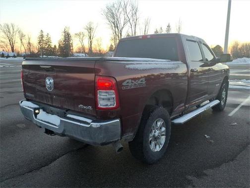 2020 RAM 2500 Big Horn Crew Cab 4X4 6'4' Box