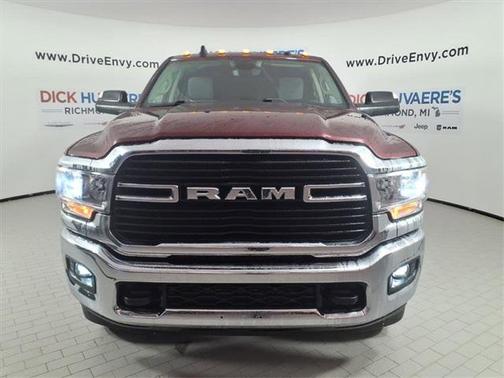 2020 RAM 2500 Big Horn Crew Cab 4X4 6'4' Box