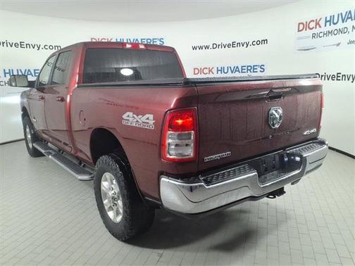 2020 RAM 2500 Big Horn Crew Cab 4X4 6'4' Box