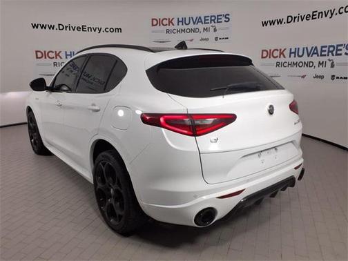 2022 Alfa Romeo Stelvio Ti