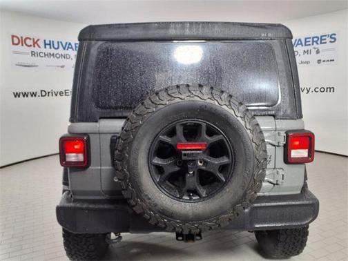 2022 Jeep Wrangler Unlimited Sport