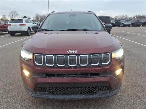 2022 Jeep Compass Latitude Lux