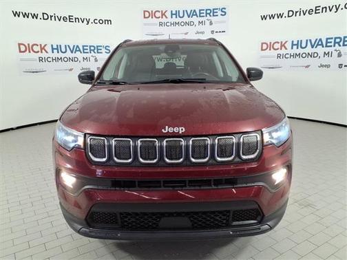 2022 Jeep Compass Latitude Lux