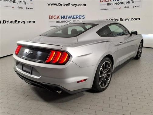 2019 Ford Mustang EcoBoost