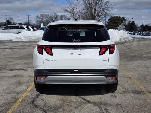 2026 Hyundai TUCSON SEL