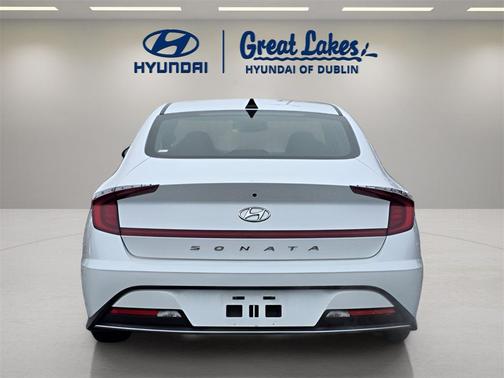 2022 Hyundai SONATA SE